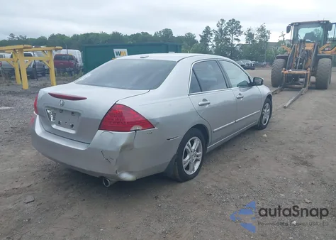 2007 Honda Accord 2.4 Ex from USA, damaged, VIN 1HGCM56887A050839